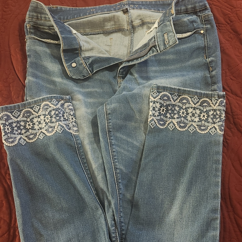 Women's Size 10 The Skinny Crop White House Black Market